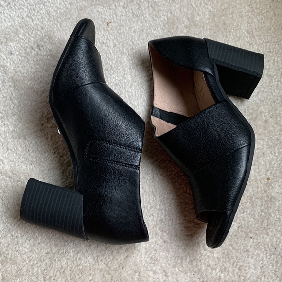 Naturalized Soul sz 6.5 - Picture 3 of 8